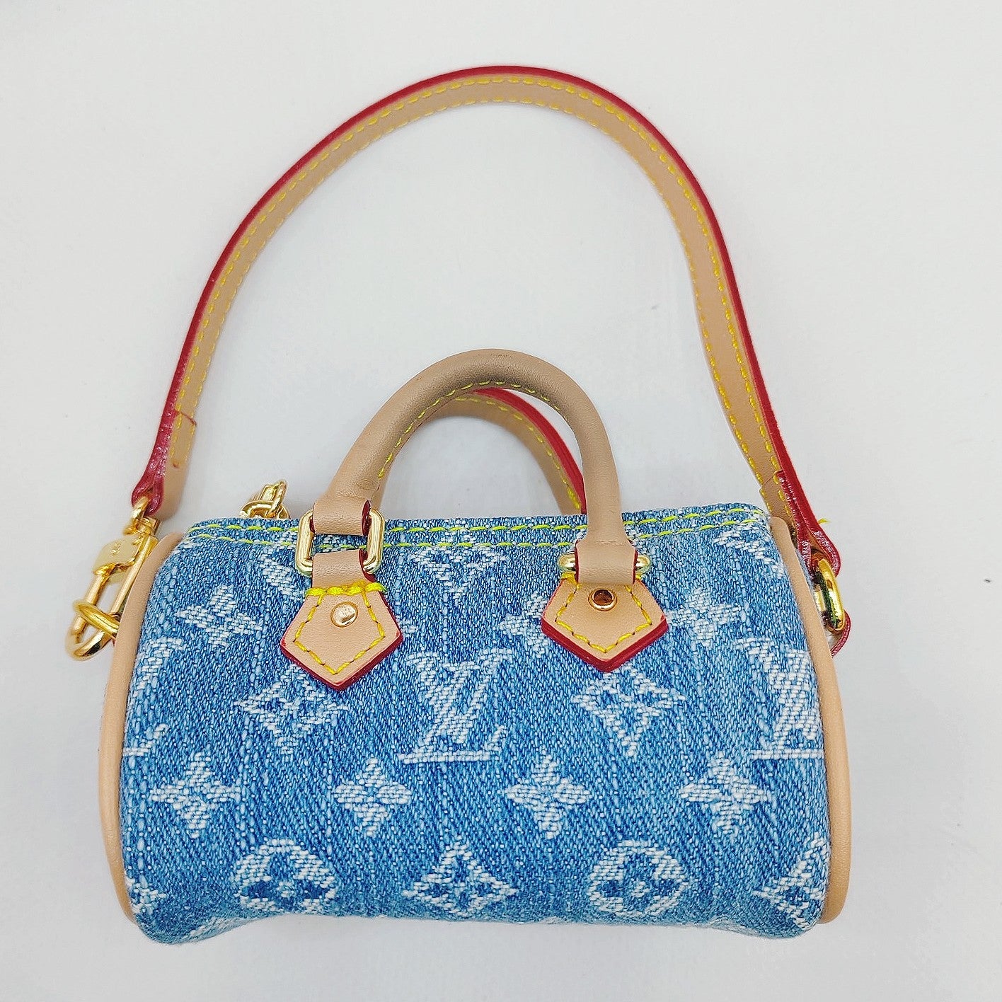 A1R76E58 Popular bag 's charms accessories