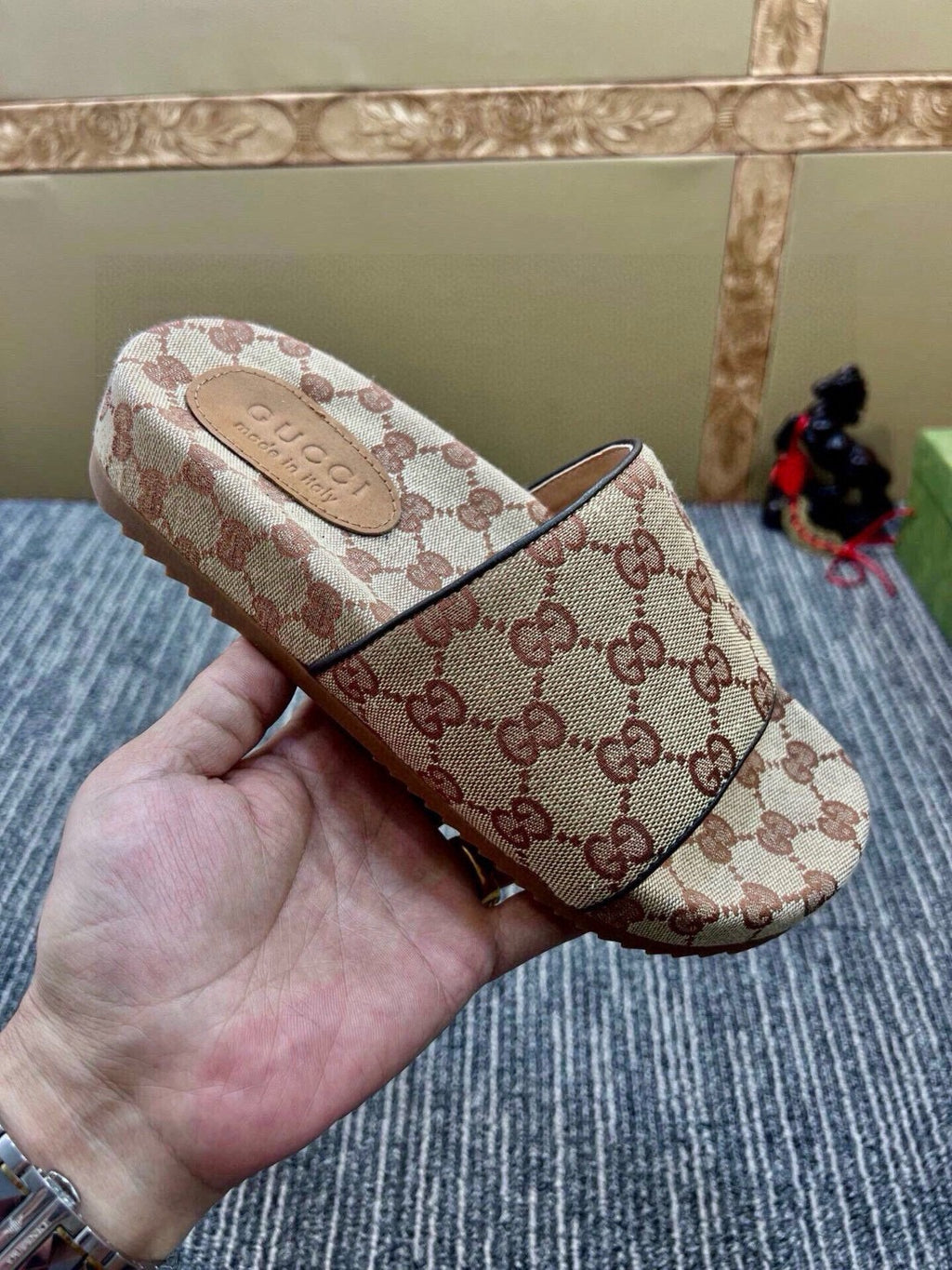 Z5R76B2 Popular Slippers