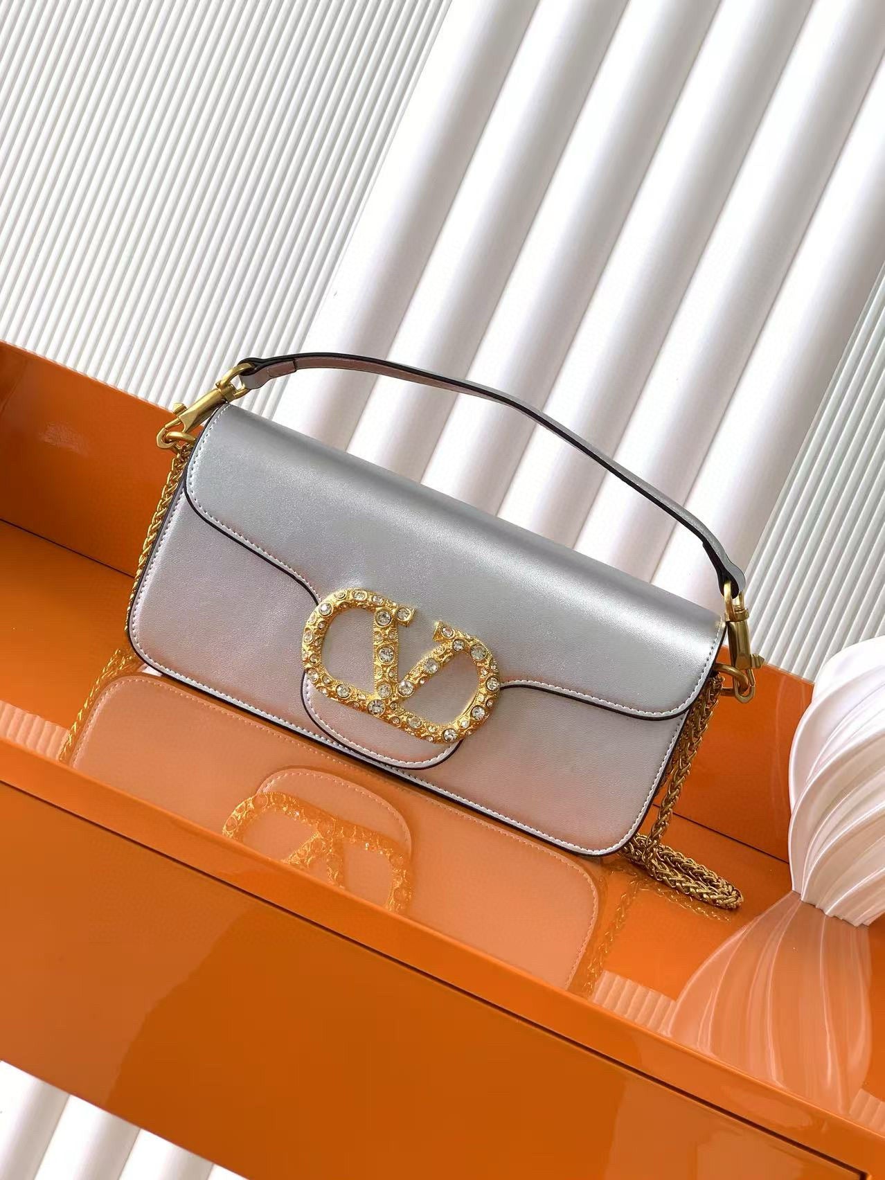 B1P36A31 Popular  leather bag