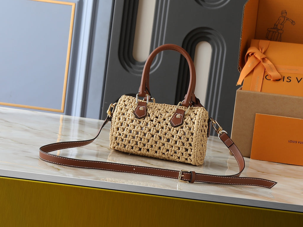 B1P46E115 Popular woven bag