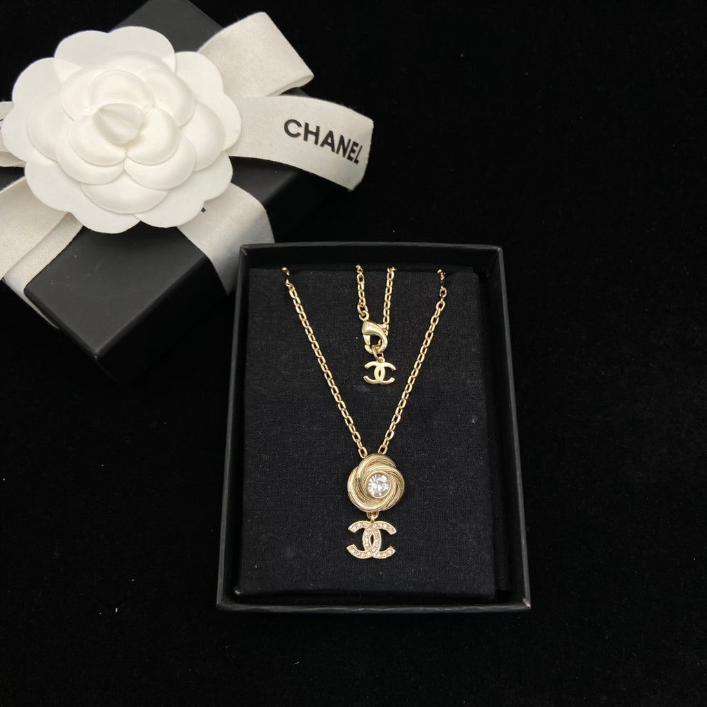 X1Q85C244X Popular Necklace