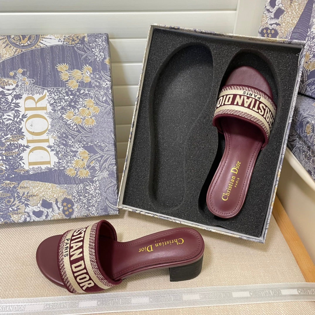 Z1ZD64 Popular sandals