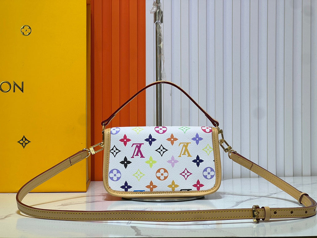 B1X45E1 Popular  leather bag