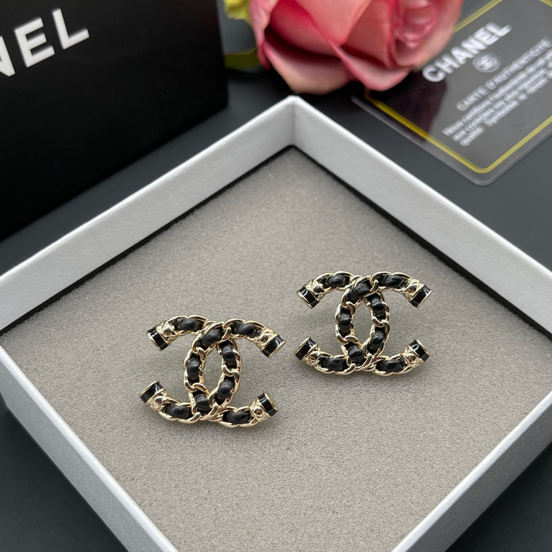X1Z94C899E Popular Earrings
