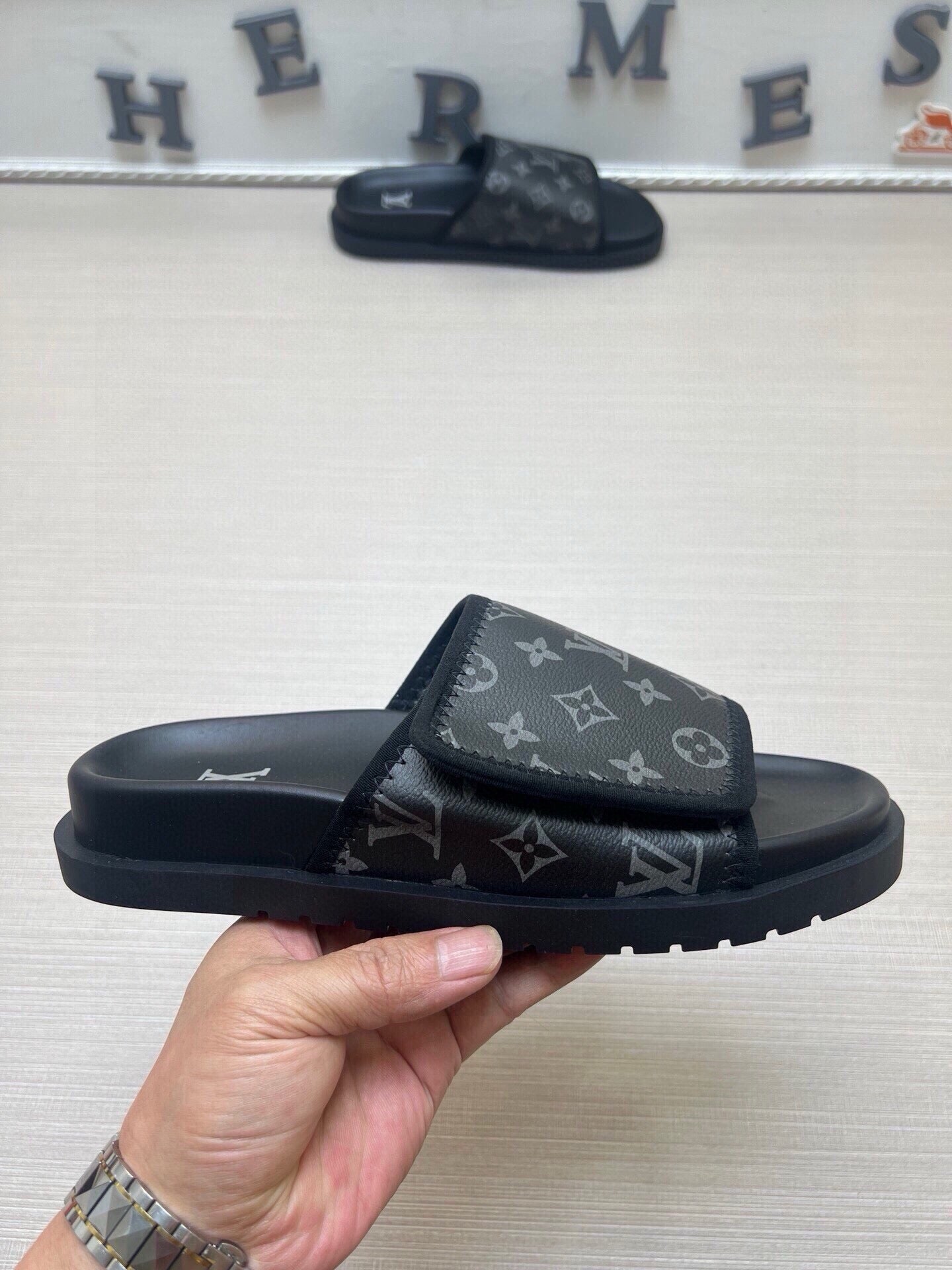 Z5LE210 Popular Slippers