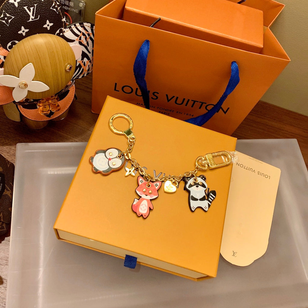 A1Q105E19 Popular bag 's charms accessories
