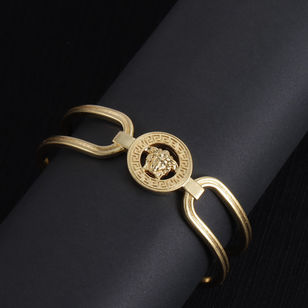 X1Z34V316K  Popular Bracelets