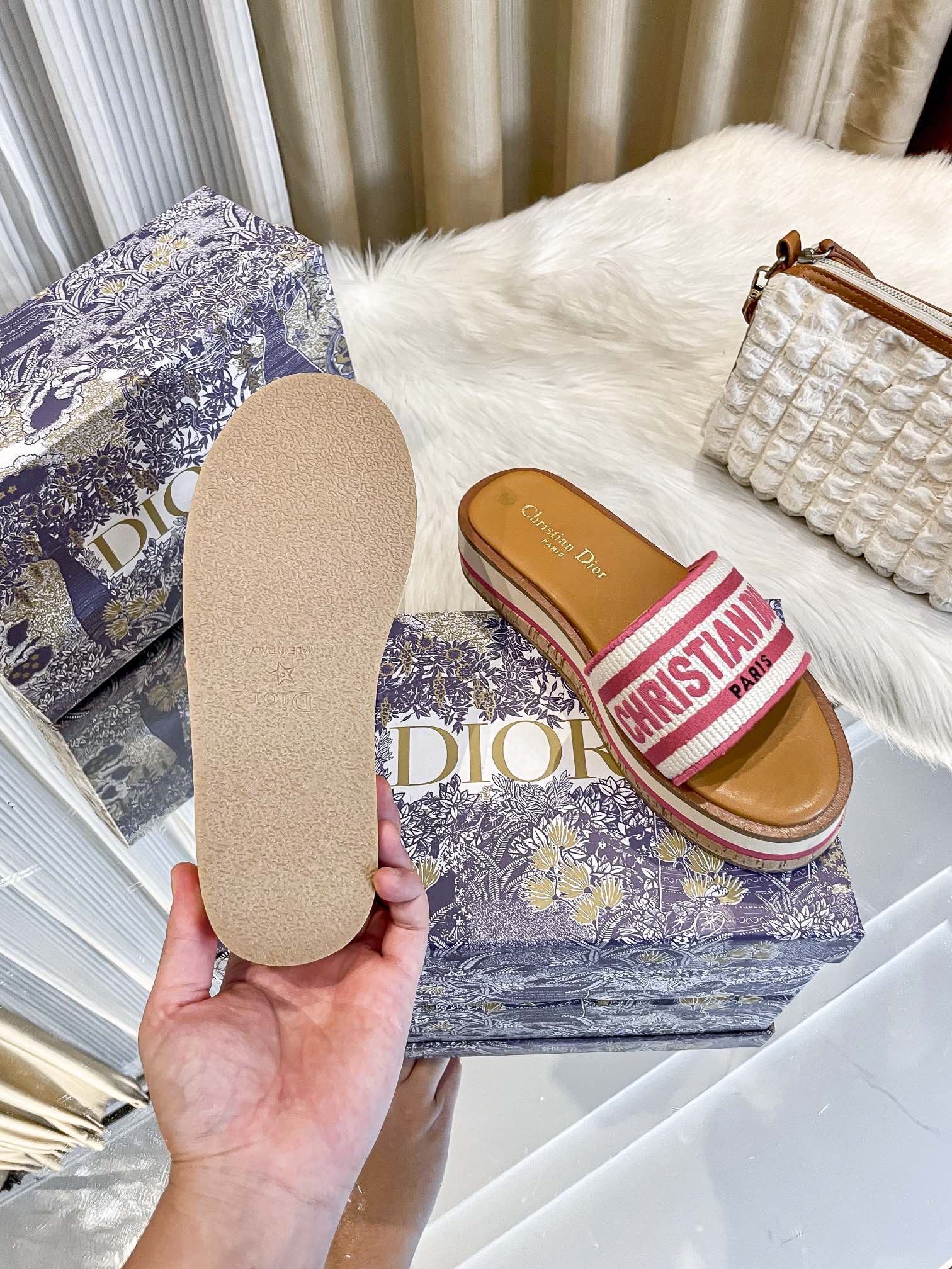 Z1LD22 Popular slippers
