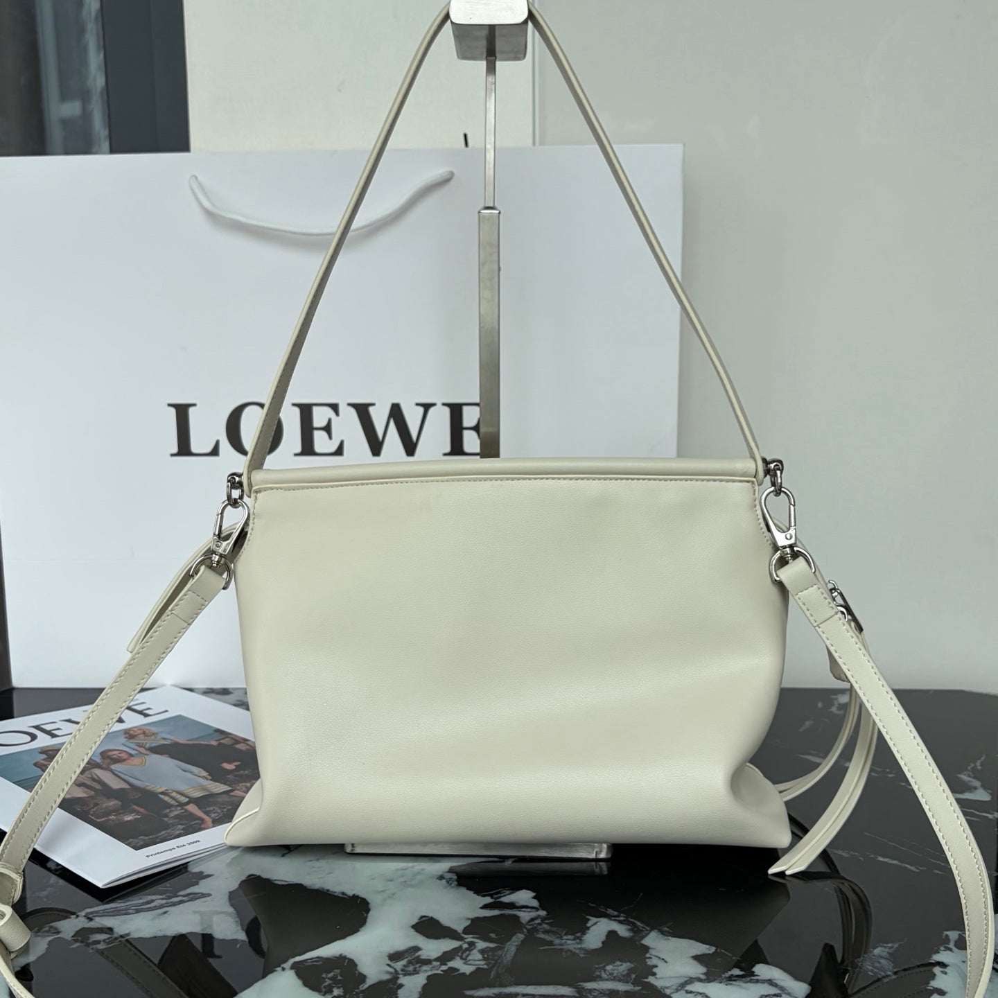 B1R66A15 Popular leather bag