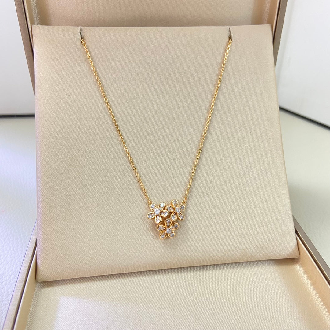 X5Q85VA194X Popular Necklace