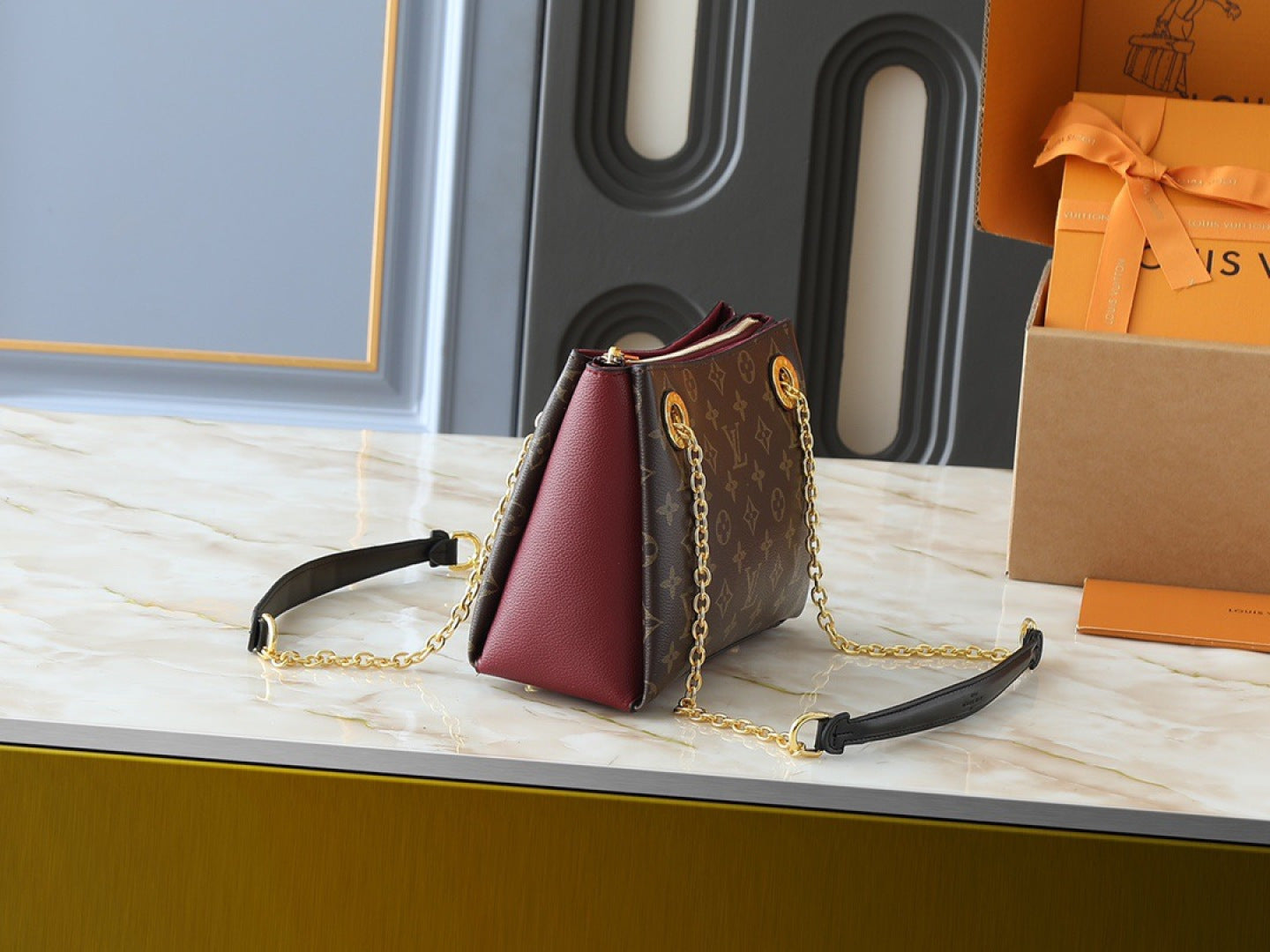 B1P36E75 Popular leather bag