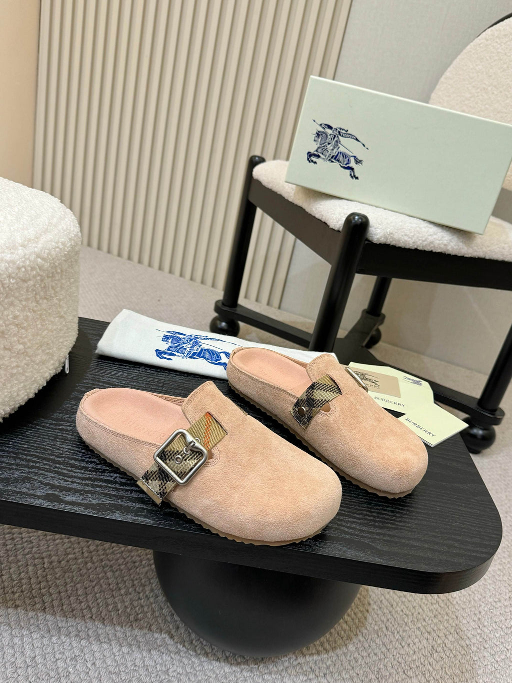 Z2Q105R242 Popular high-quality  Shoes