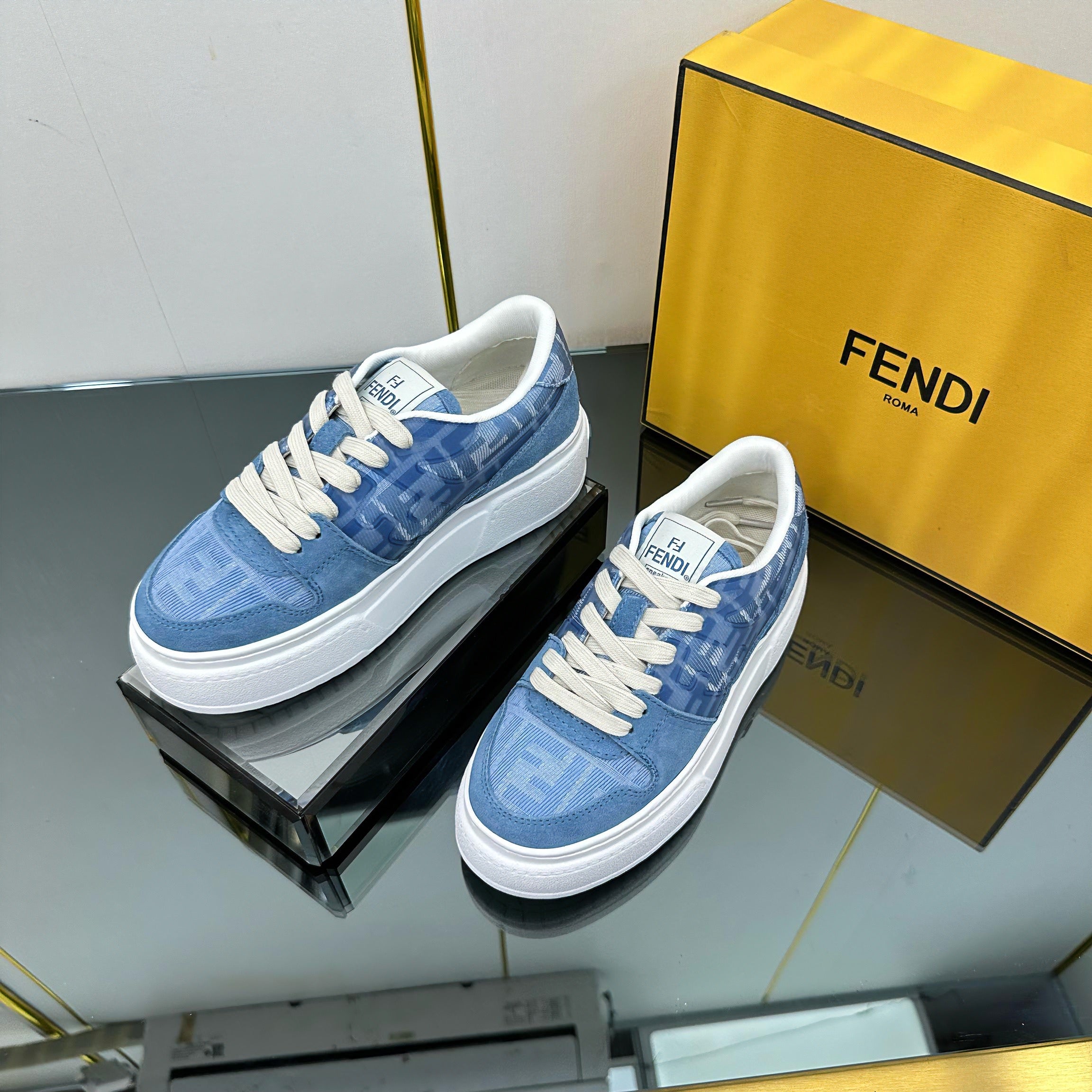 Z2Q105F418 Popular high-quality Shoes