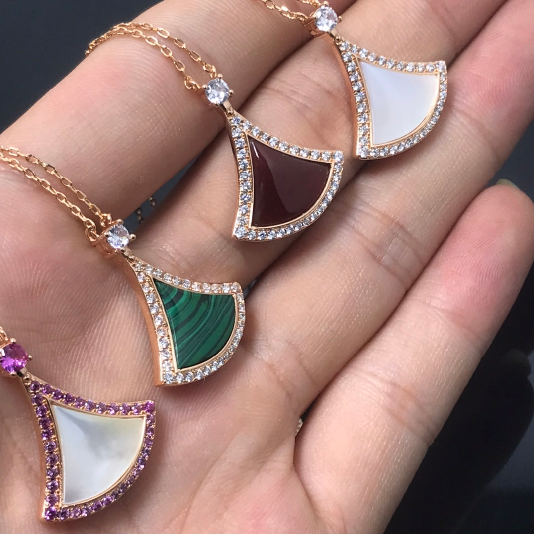 X1Q85S410X Popular Necklaces