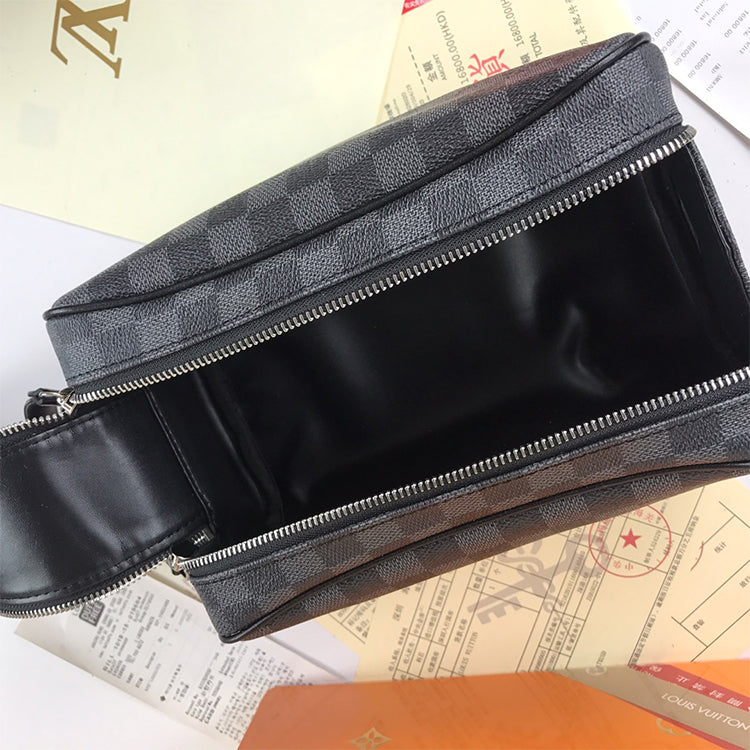 B1P11E870 Popular leather bag 