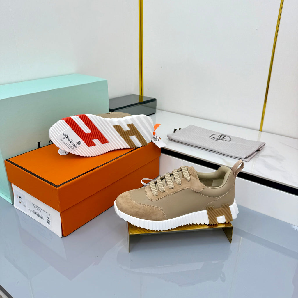 Z2Q95H133 Popular high-quality  Shoes