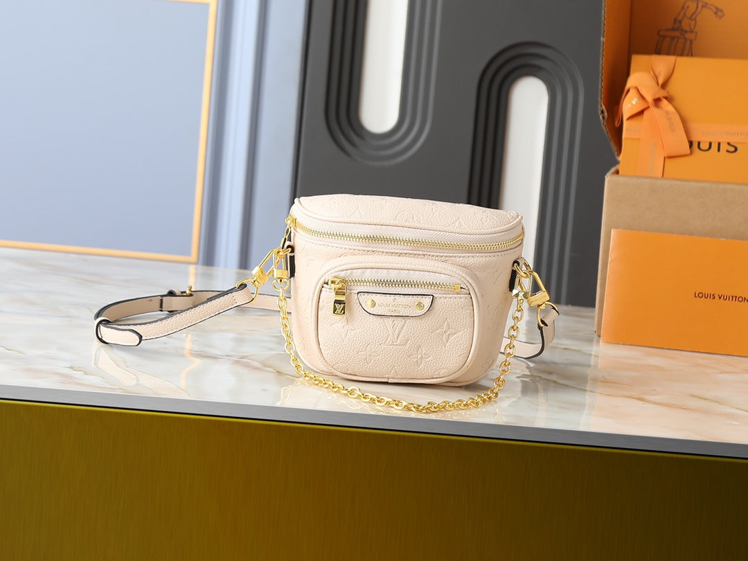 B1P46E71 Popular leather bag