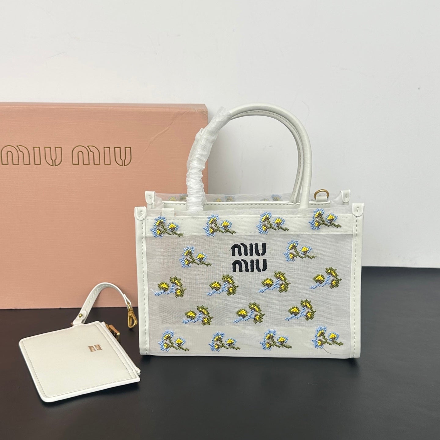 B1R76A36 Popular bag