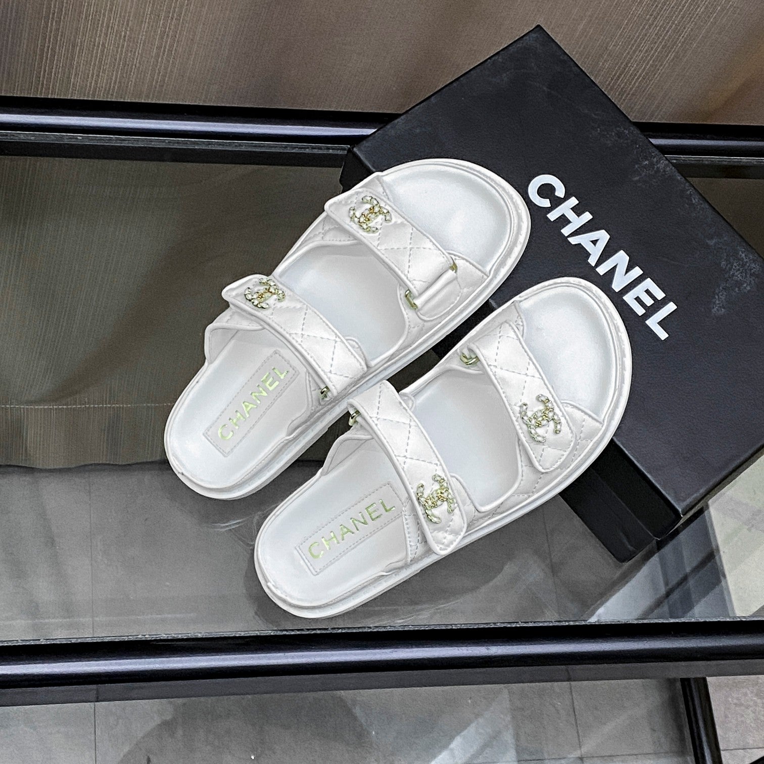 Z1Z54C75 Popular Slippers