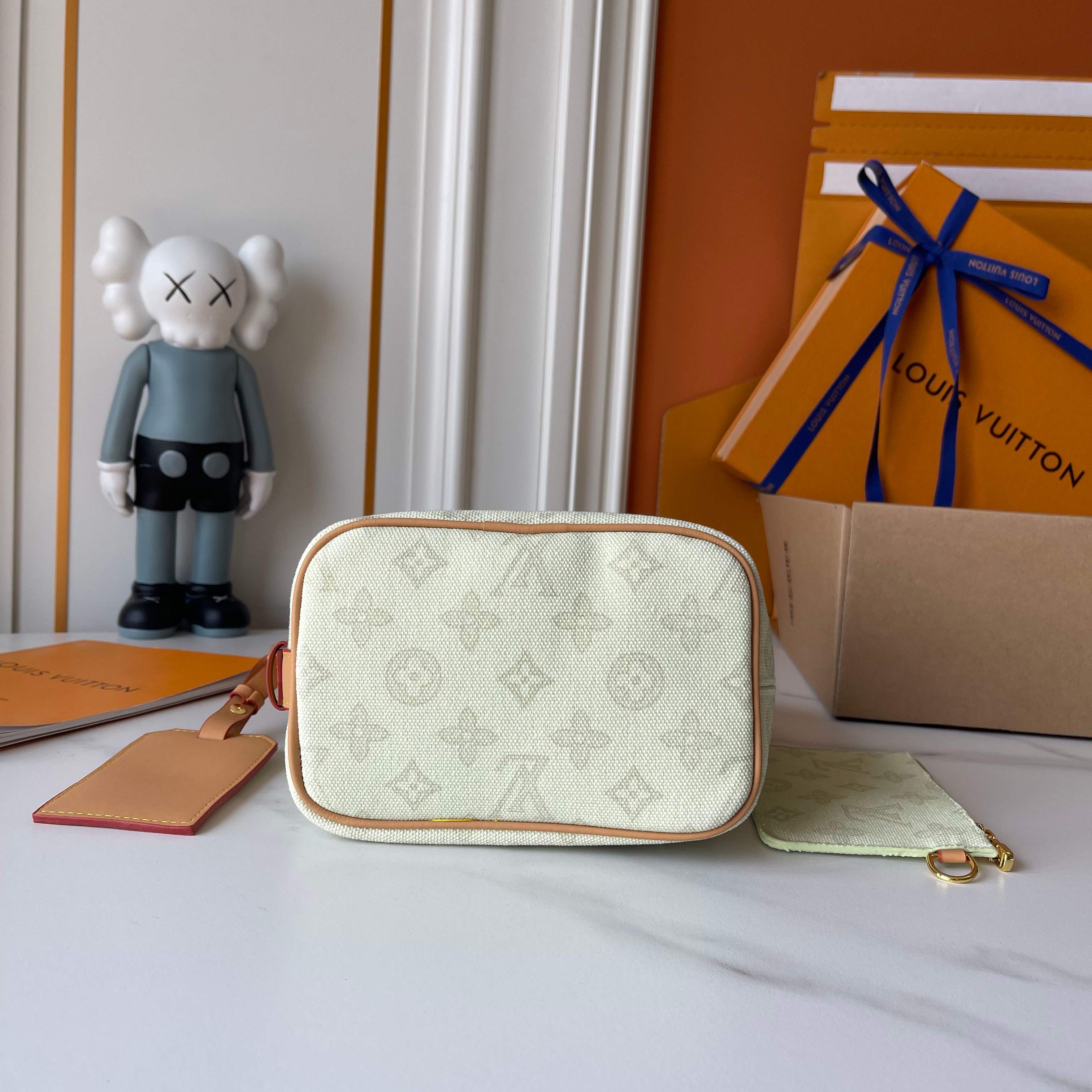 B1P36E29 Popular  bag