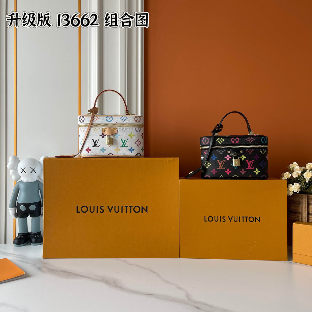 B1P46E38 Popular leather bag