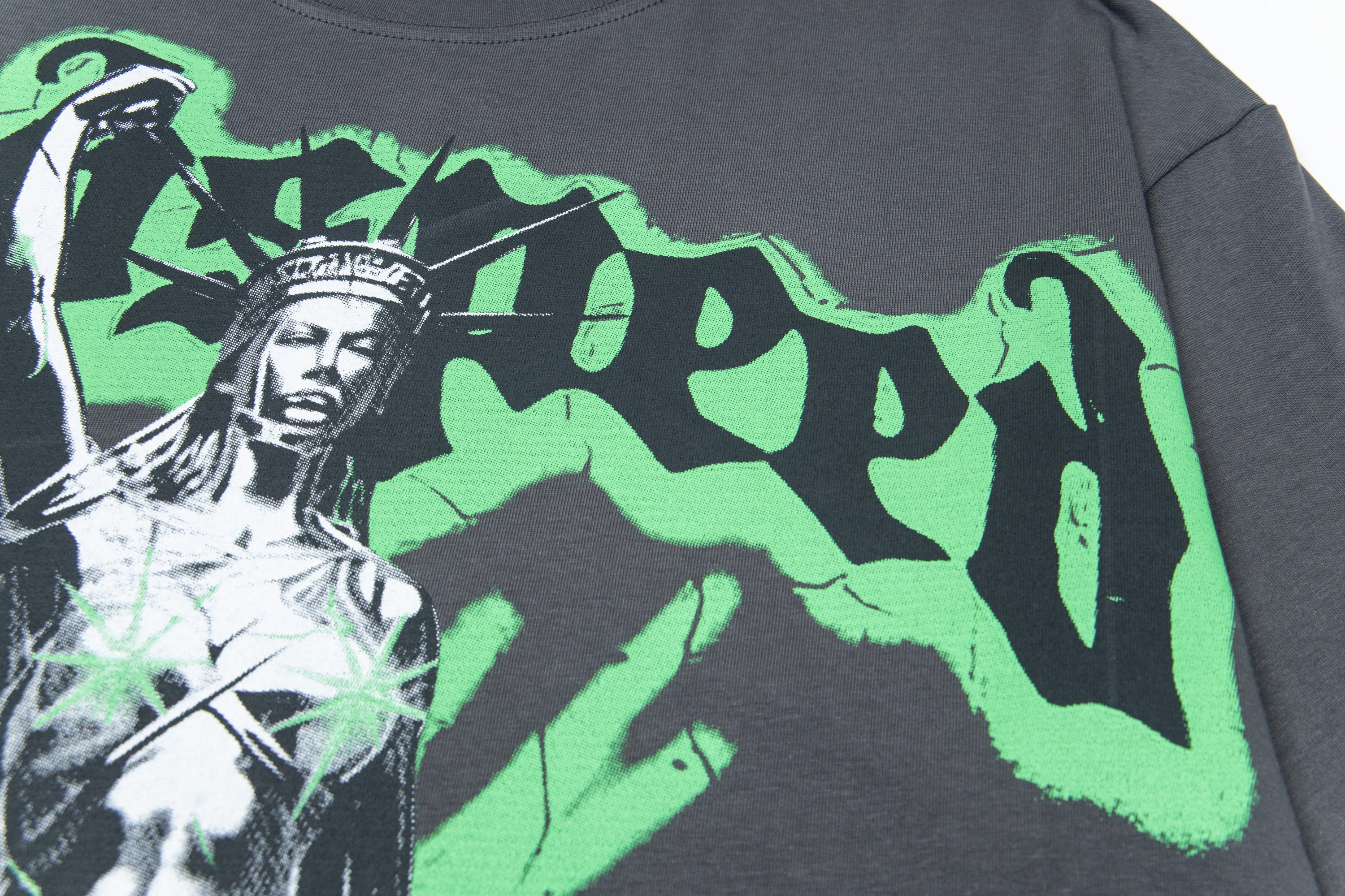 U1R45A142 Popular T-shirt