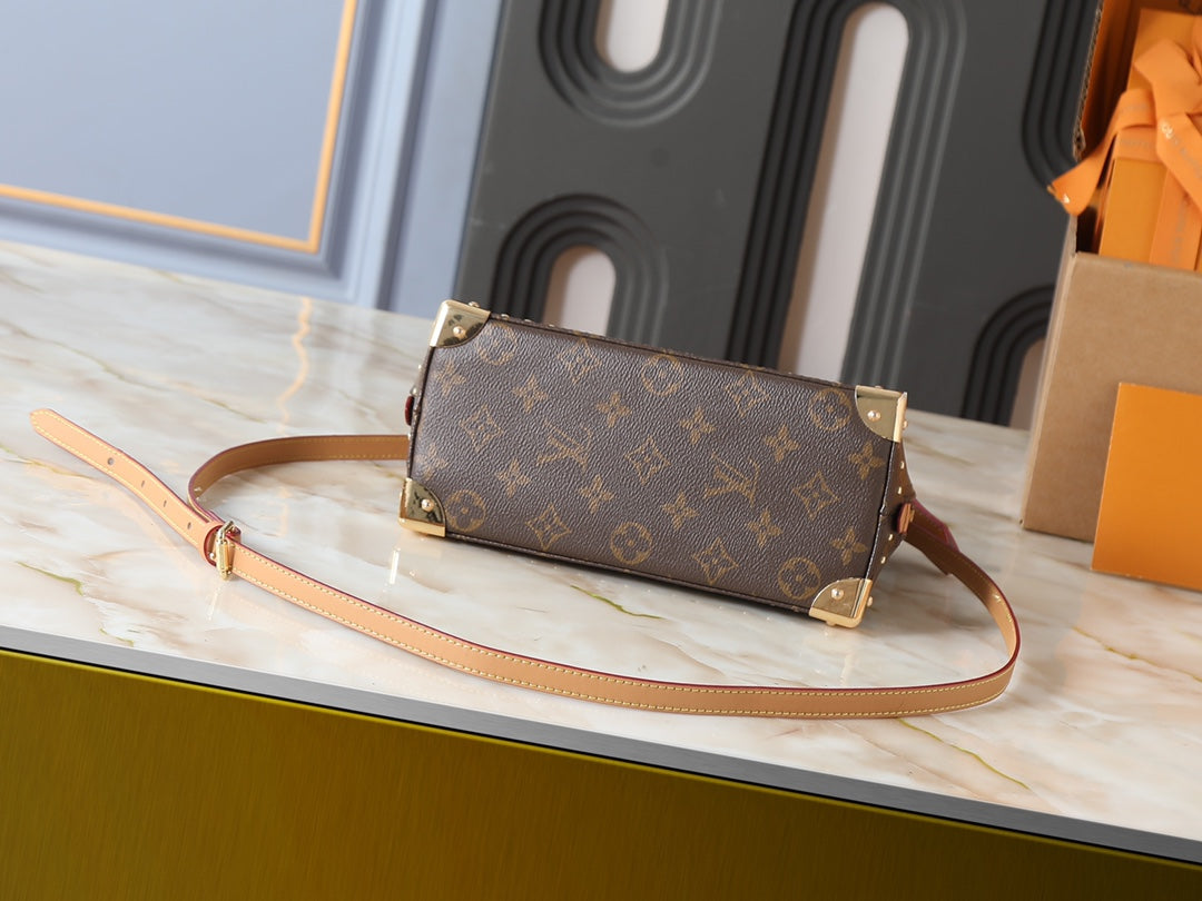 B1P46E88 Popular leather bag