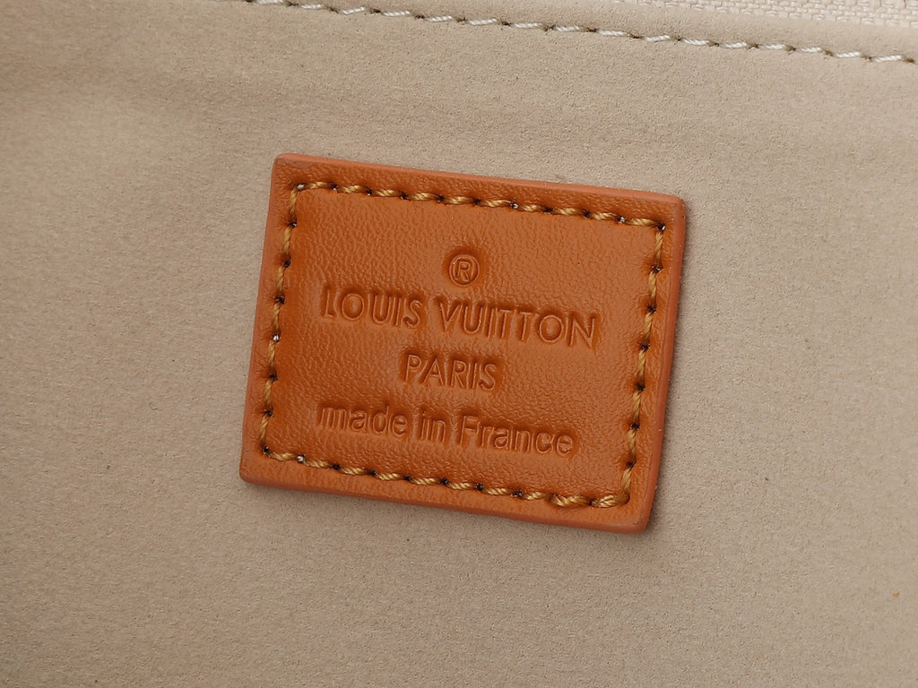 B1X45E9 Popular  leather bag