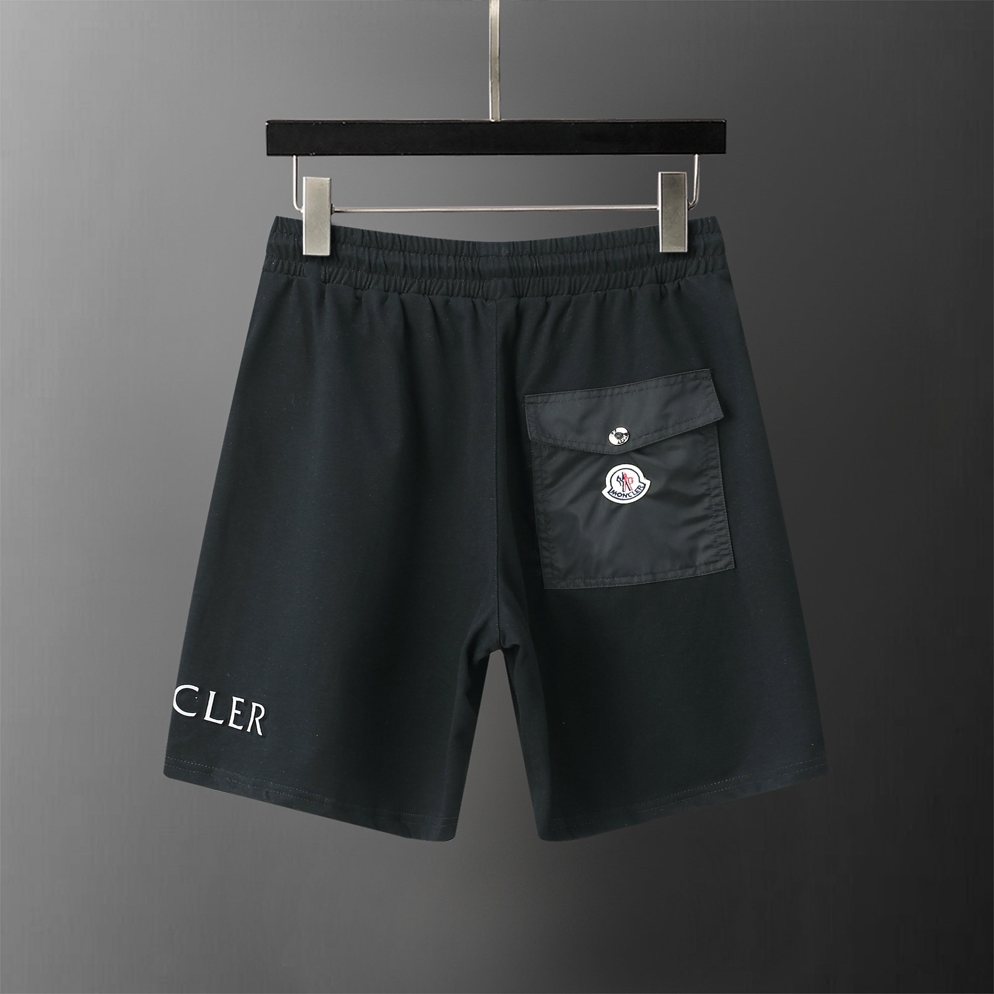 U1R135A122  Popular shirt and shorts set