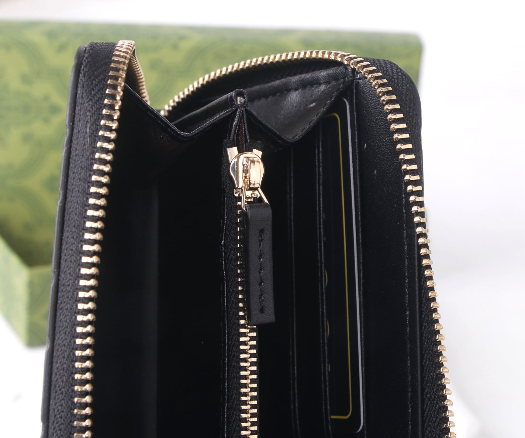 B1P36B112 Popular leather bag