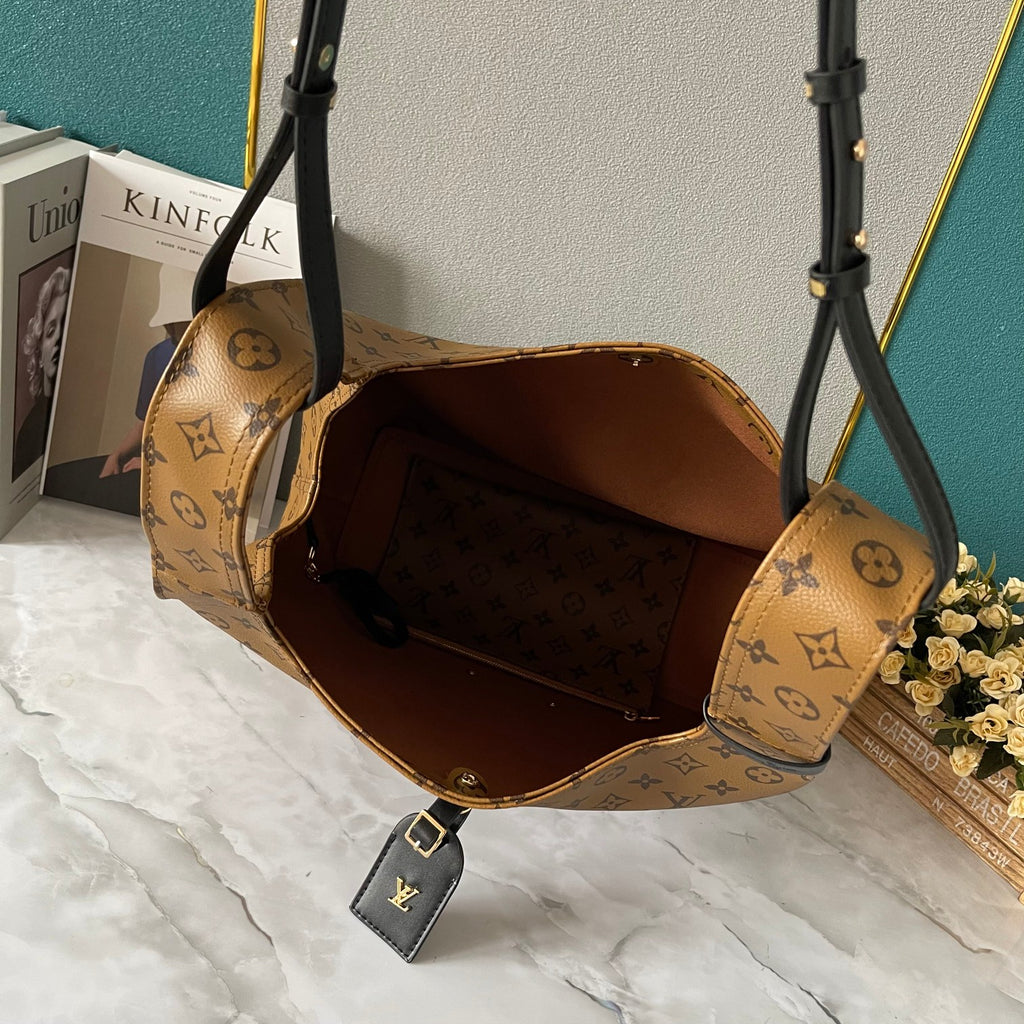 B1X34E274 Popular   leather bag 