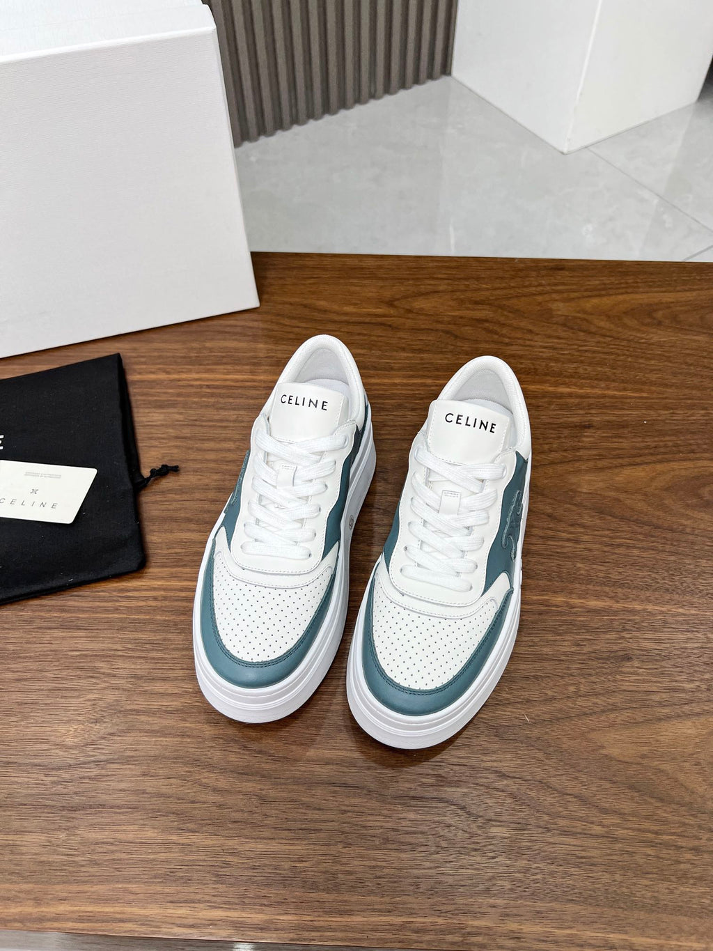 Z2Z85N52  Popular leather Shoes