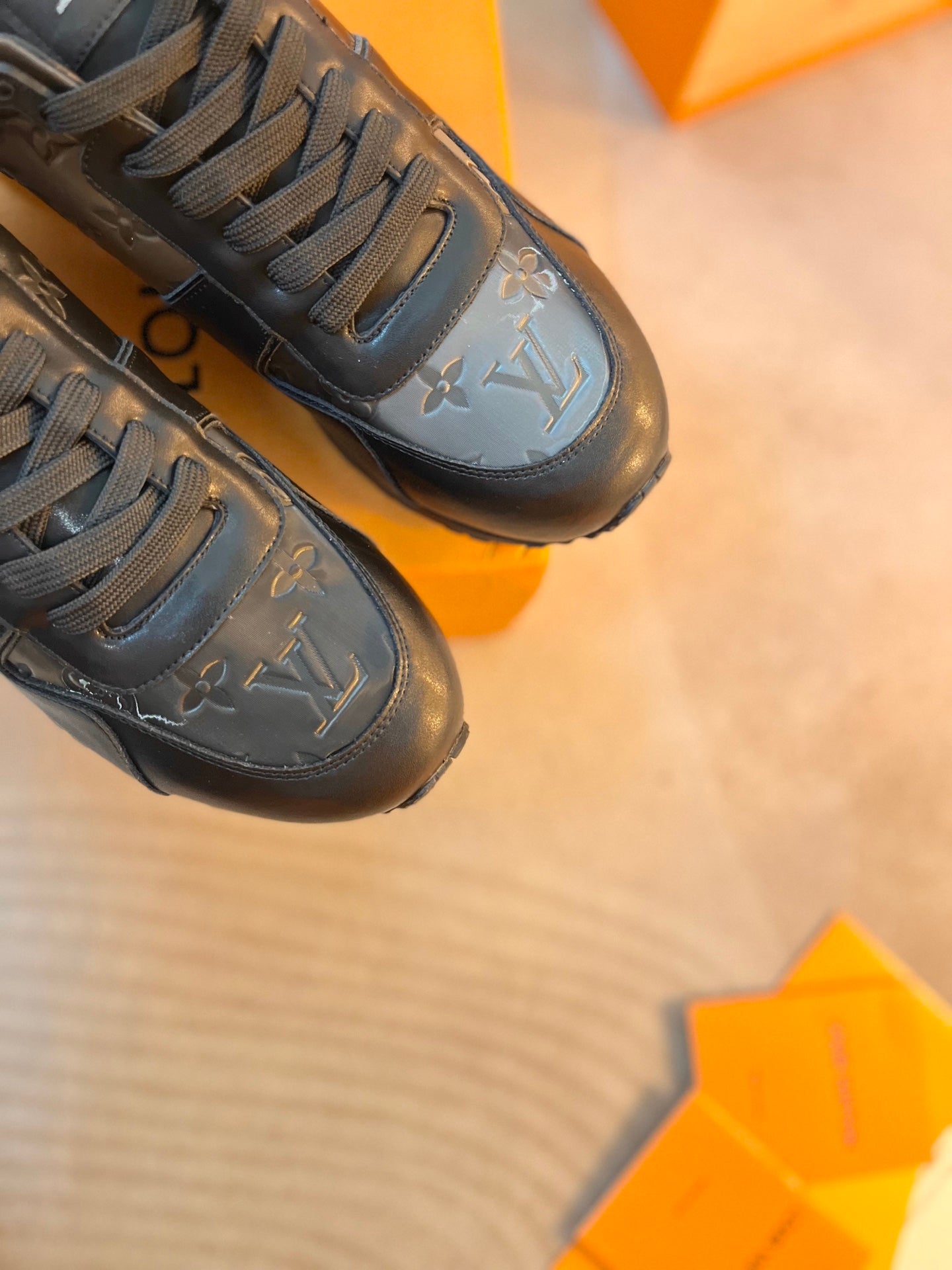 Z2Q95E100 Popular high-quality  shoes