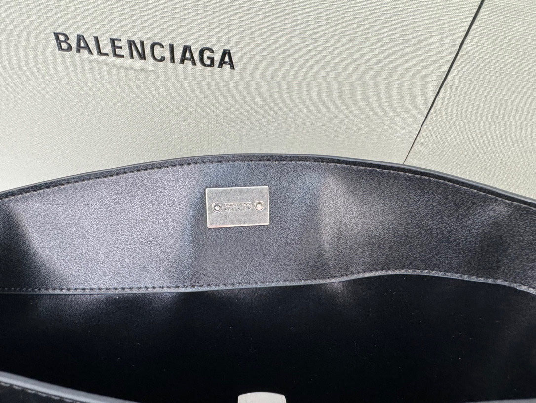 B1X15J4 Popular  leather bag