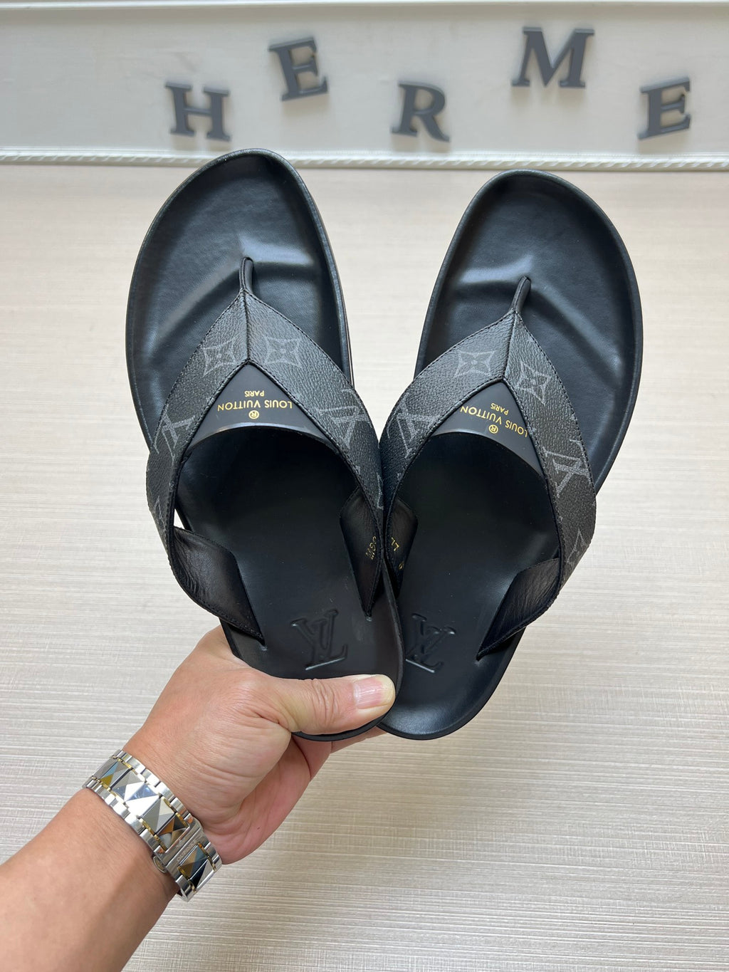 Z5ZE85 Popular slippers