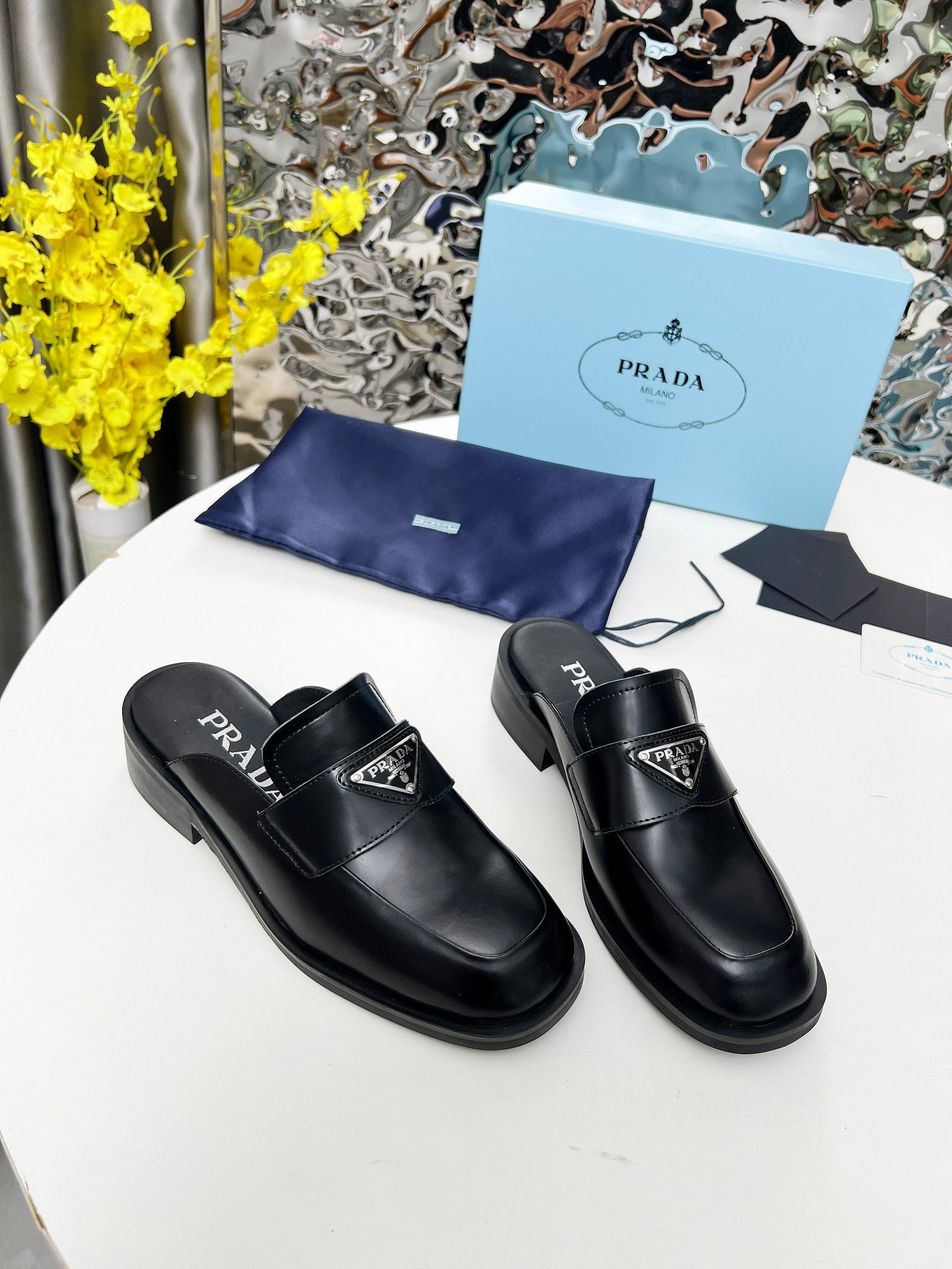 Z2Q105P403 Popular high-quality leather Shoes