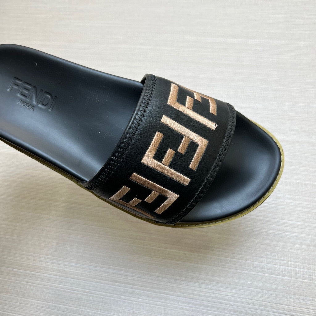 Z5ZF25 Popular slippers