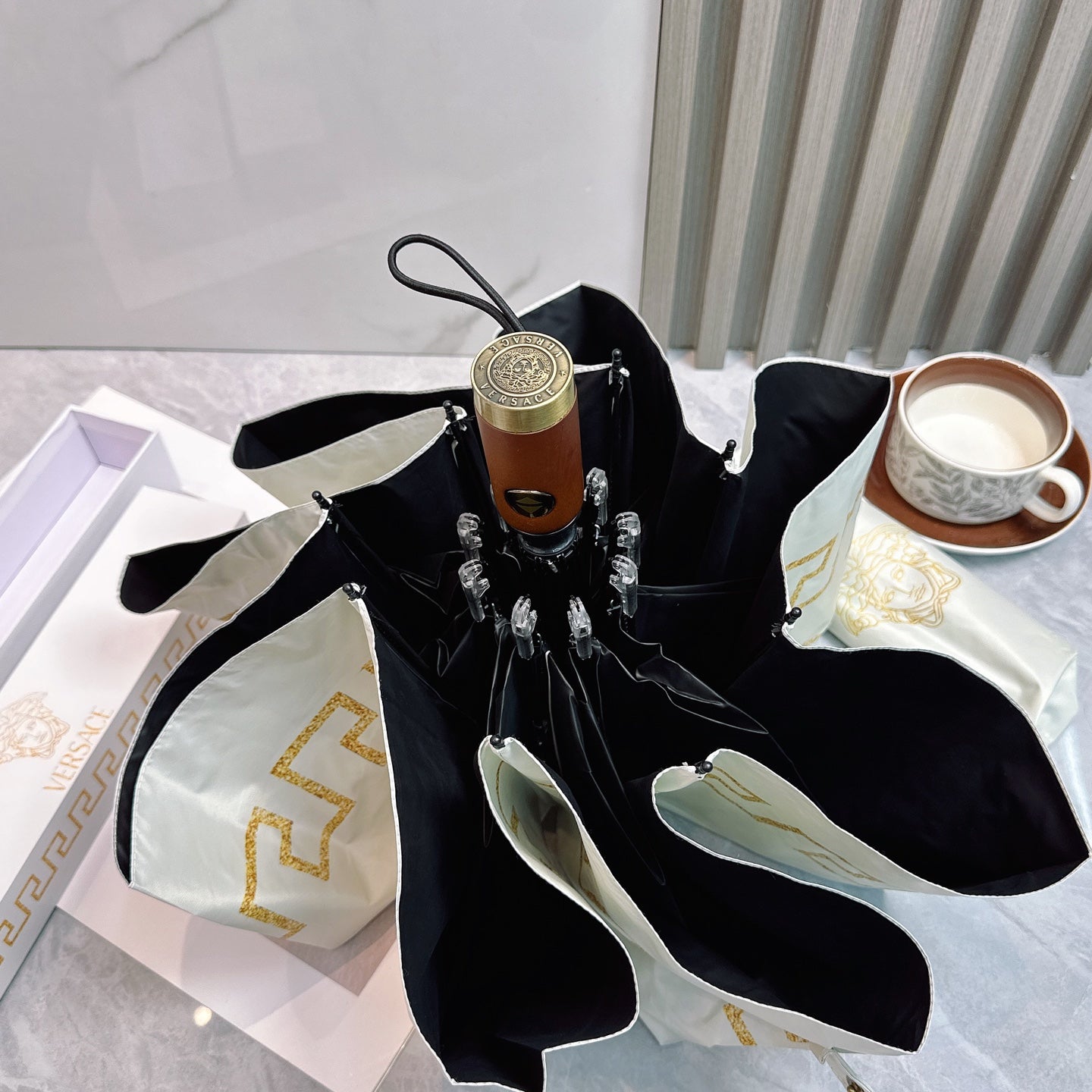 J1R85V109 Popular UV resistant umbrella