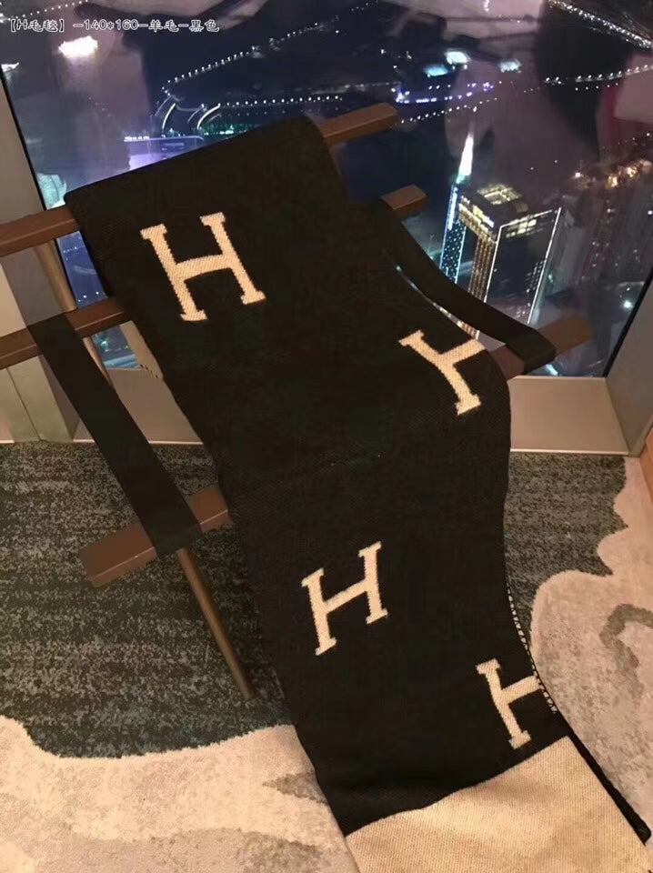 W1R86H28 Popular blanket