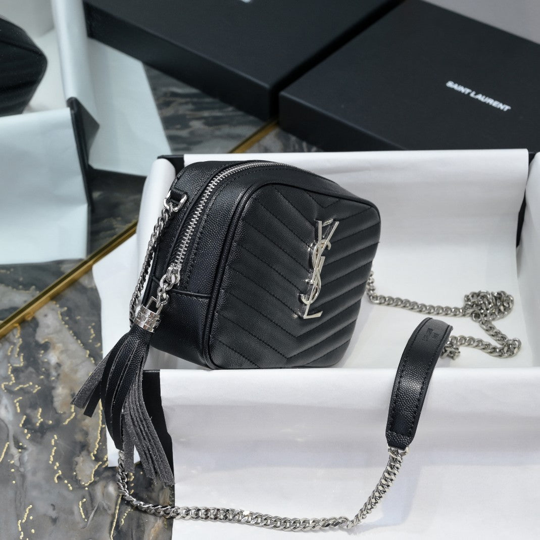 B1R46SL5  Popular leather bags