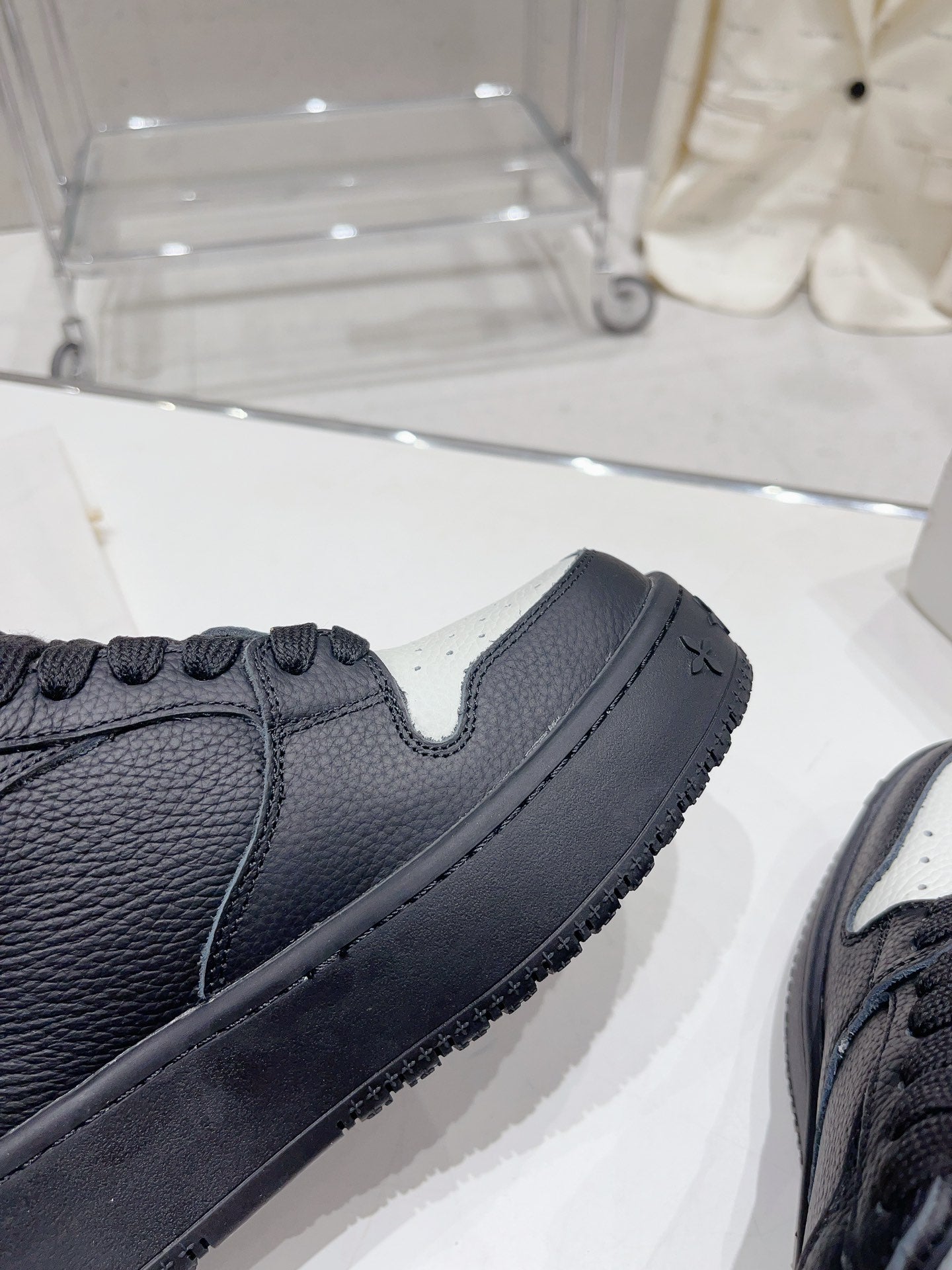 Z1Q105A345 Popular  Shoes