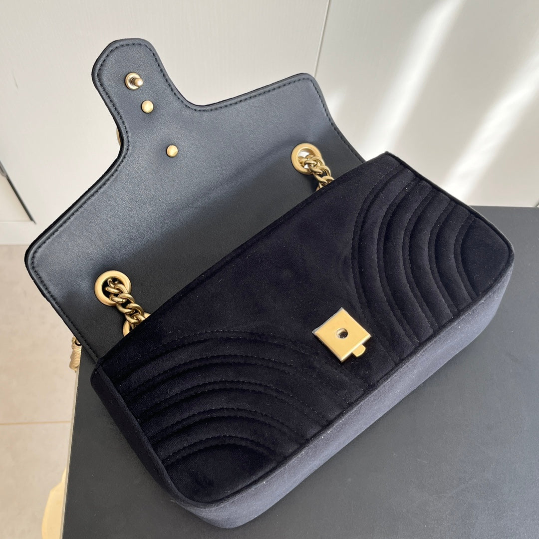 B1P36B66 Popular leather bag