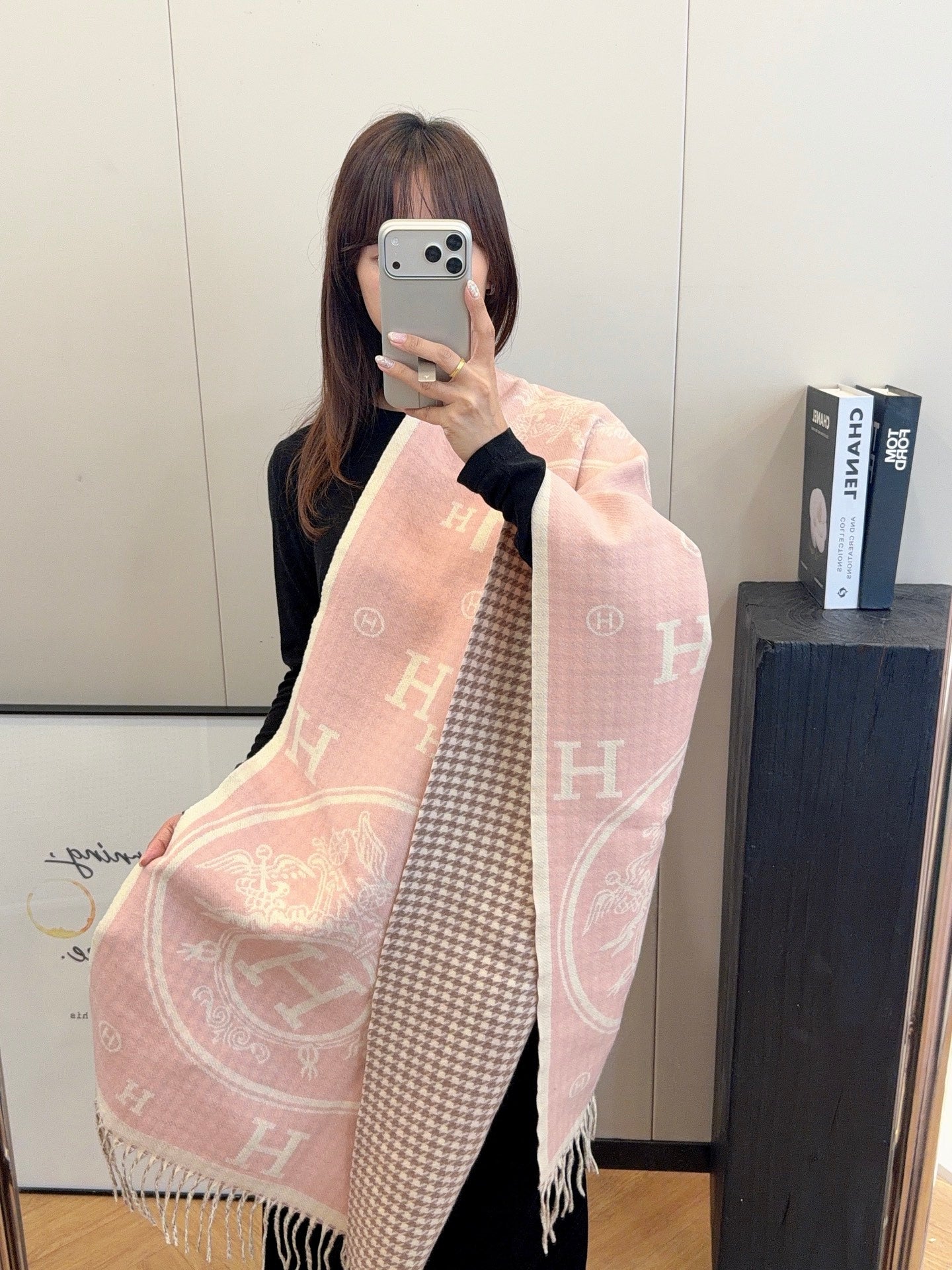 W1R86H50 Popular Winter Scarves