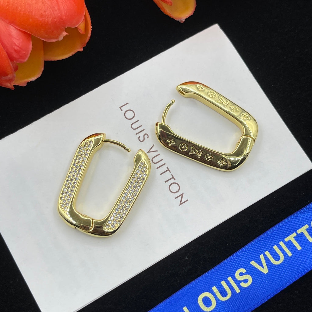 X1X34E611E Popular   Earrings