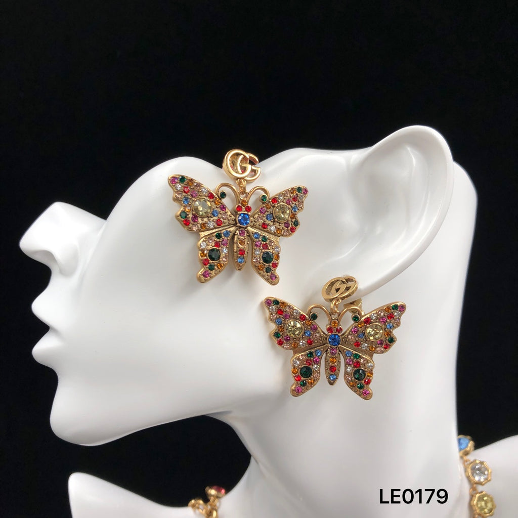 X1Z94B957X  Popular  Rings. Earrings .Bracelets .Necklaces
