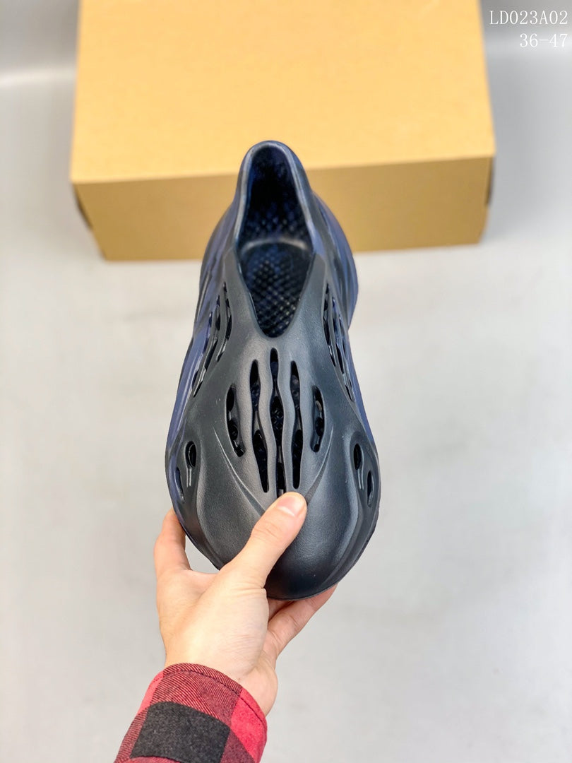 Z4A85  Popular shoes