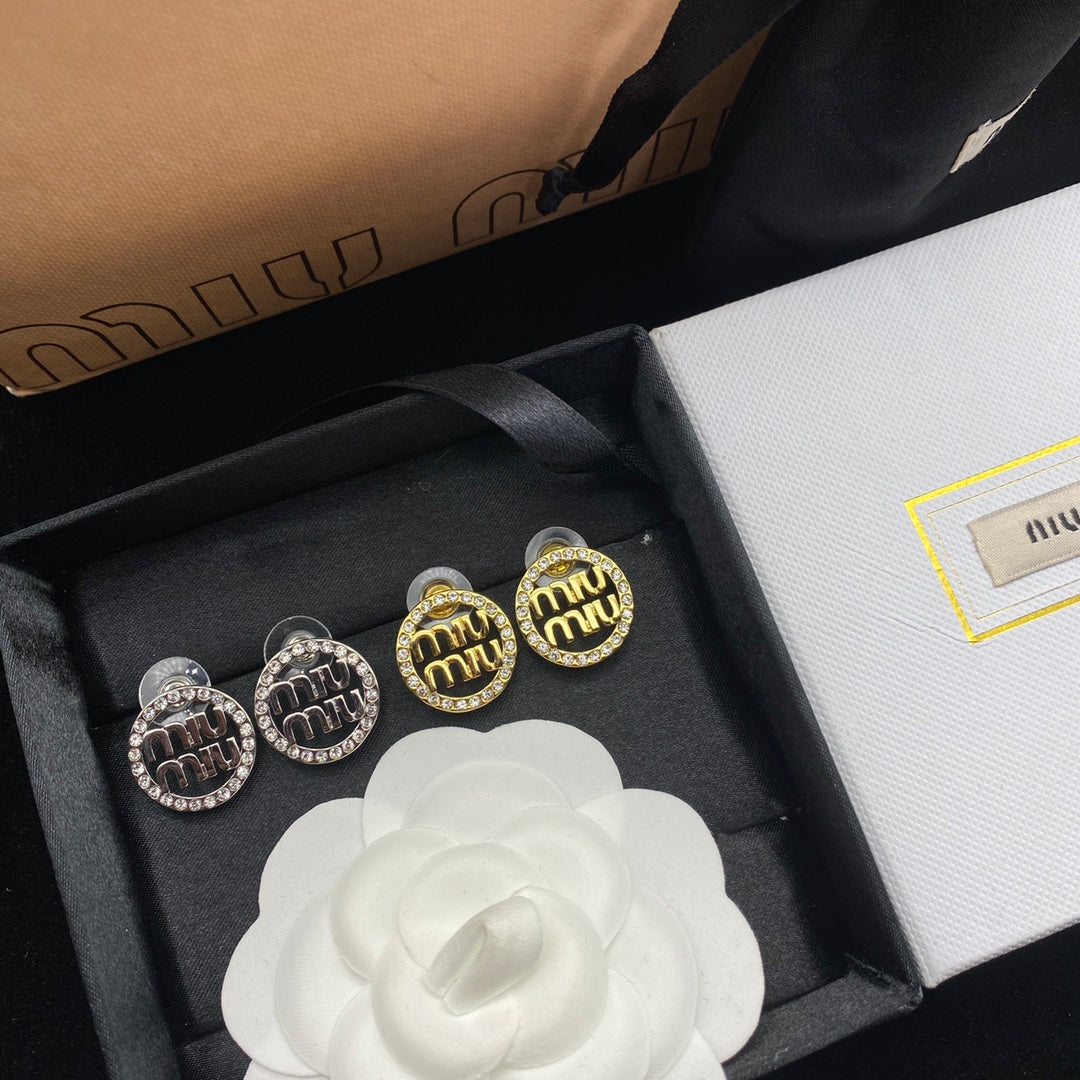 X1Z94A670E Popular  Earrings
