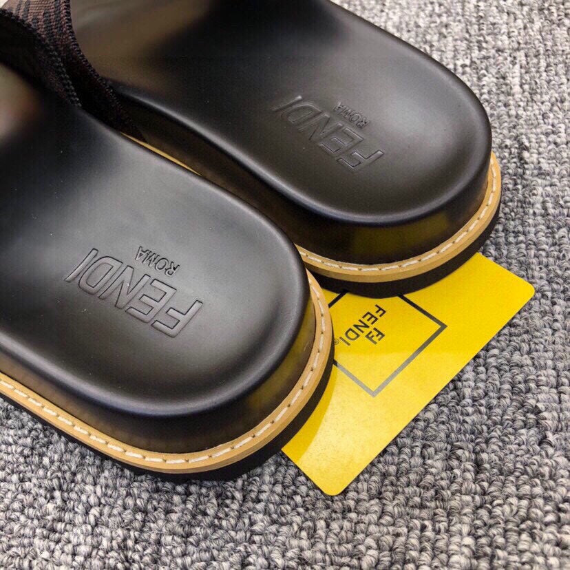 Z5XF102 Popular Slippers