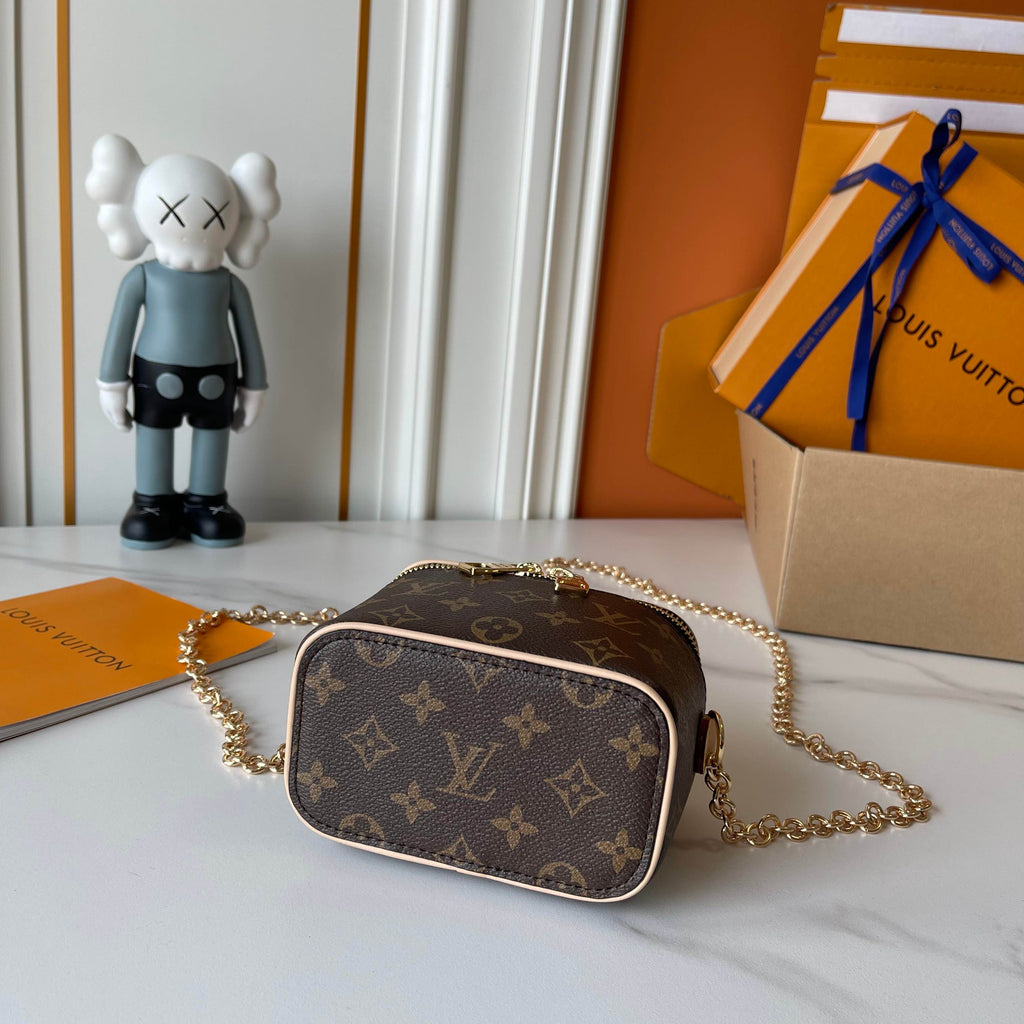 B1N56E20 Popular leather bag
