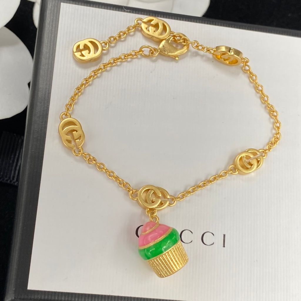 X1R75B44X Popular    Necklaces . Bracelets .